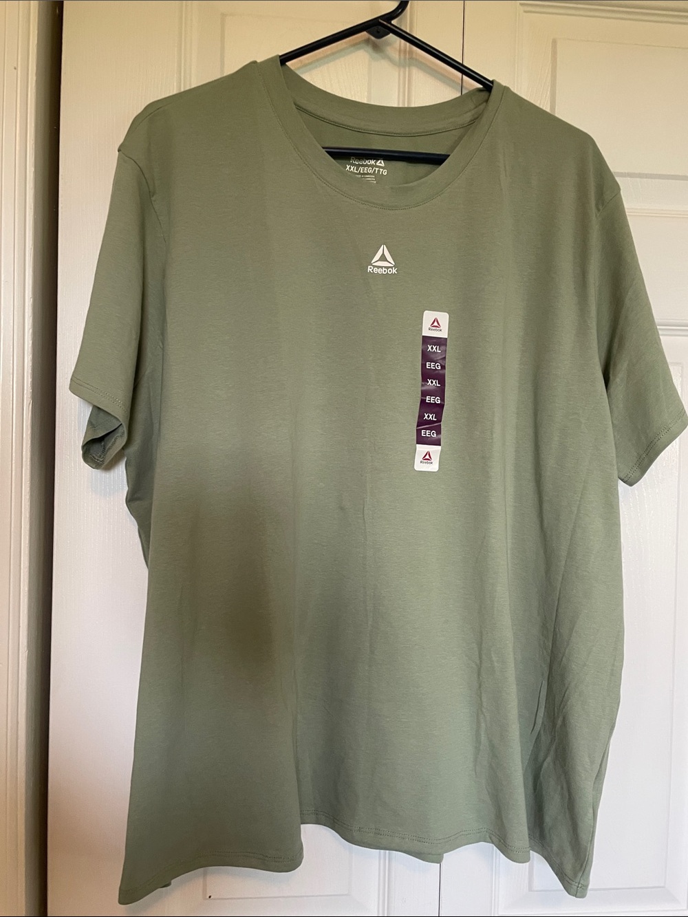 NWT Women’s XXL Reebok Table Tee Energy Crew Neck Logo tshirt Lily Pad color